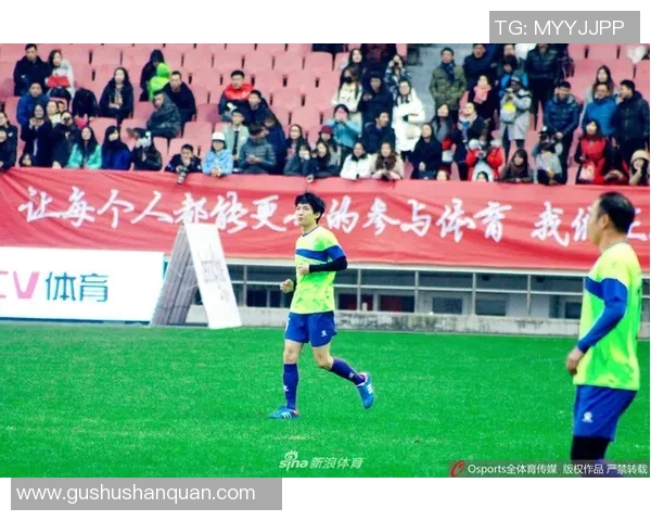 足球明星小刻的成长历程与职业生涯揭秘你了解多少 足球明星小刻的成长历程与职业生涯揭秘你了解多少